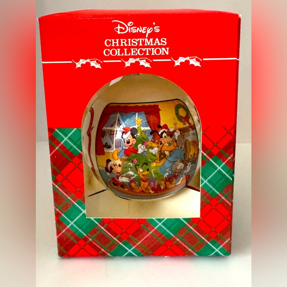 Vintage Disney’s Christmas Collection 1998 Ornament Mickey & Friends